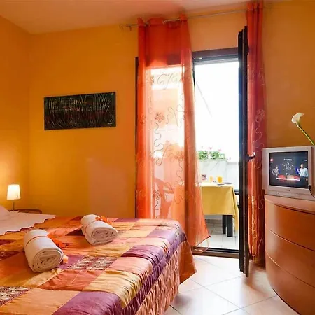 Nocleg ze śniadaniem L'antica Rimessa 3*