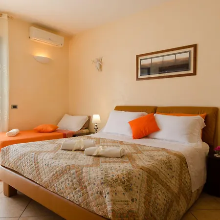 住宿加早餐酒店 L'antica Rimessa 莱切