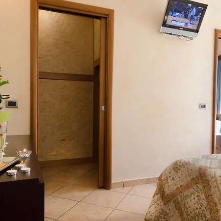 L'antica Rimessa 住宿加早餐酒店 莱切