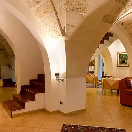 L'antica Rimessa Λέτσε