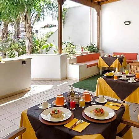 L'antica Rimessa 3*