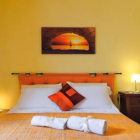 L'antica Rimessa Bed and Breakfast Λέτσε