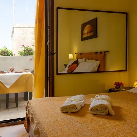 L'antica Rimessa 3* לצ'ה